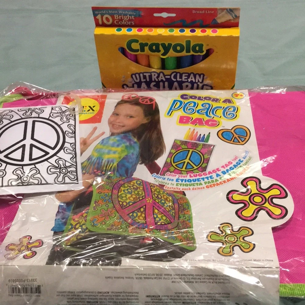 Alex Color & Design a peace Bag Craft set Perfect carry On Book-Computer Bag NEW
